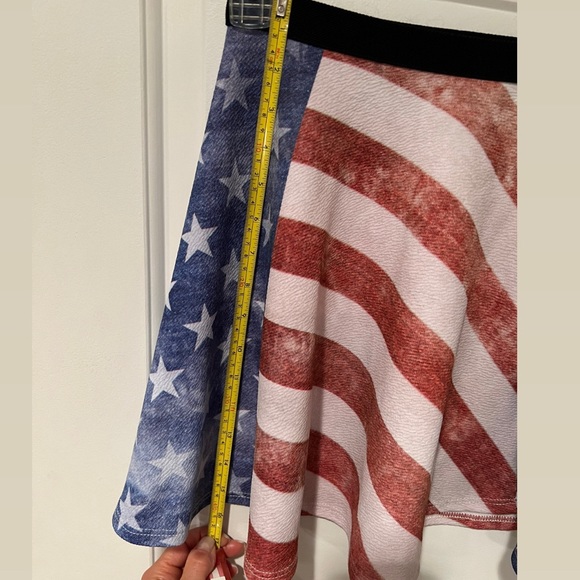 Papaya Red, White & Blue skirt size S, short, elastic waist, faded - Picture 9 of 9